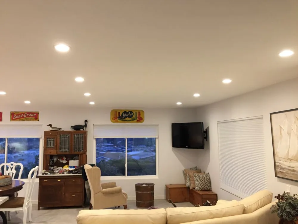 Slide of 1 Click Electric