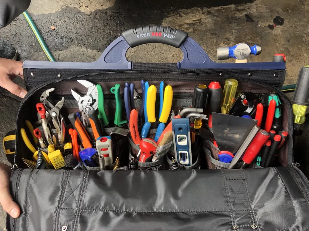 Slide of 1 Click Electric