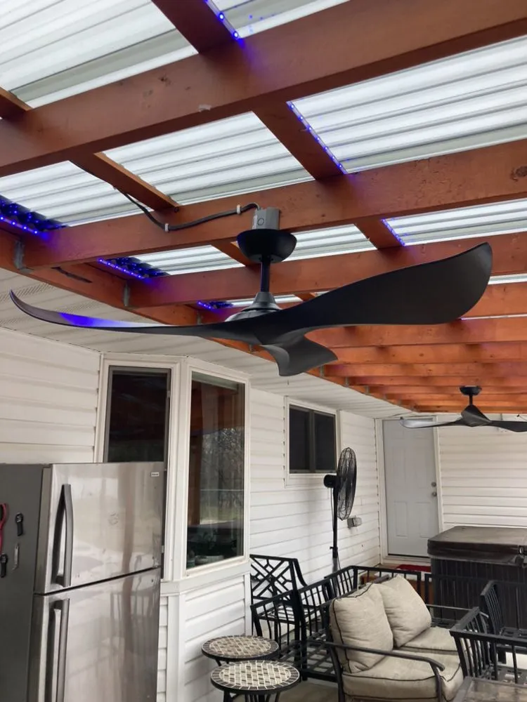 Affordable electrician providing emergency electrical service in Miami, OK - 1 Electric & Contracting