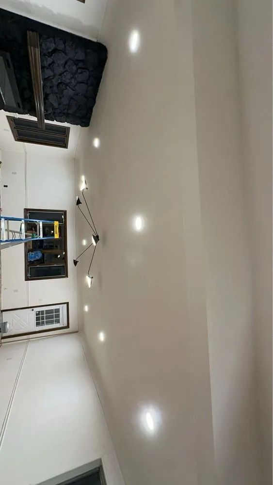 Slide of 1 UP Electric