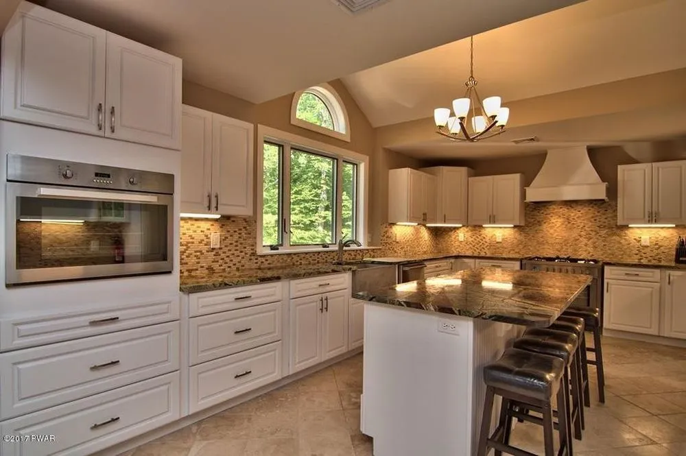 Reliable electrician providing electrical repair in Tafton, PA - 1Call4Less