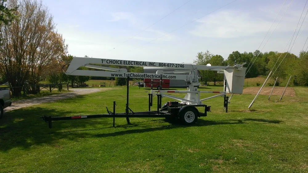 Expert electrician providing lighting installation in Bumpass, VA - 1st Choice Electrical & Security