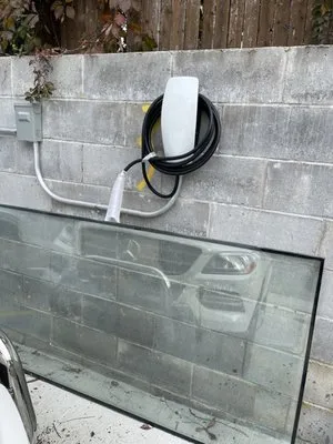 2 Link Electrical & Data Logo