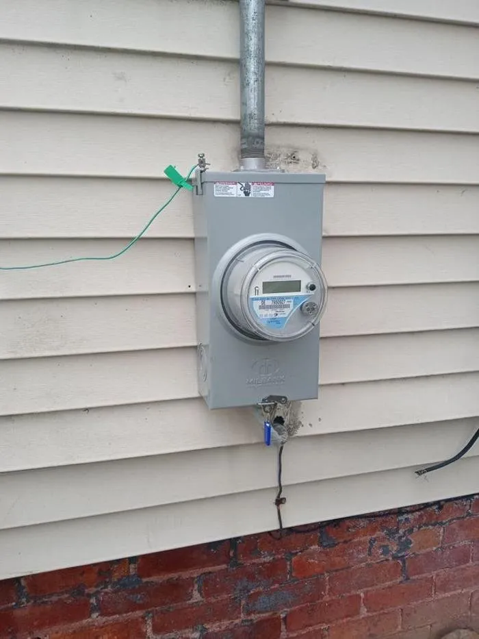 Slide of 2 Wire Doc's