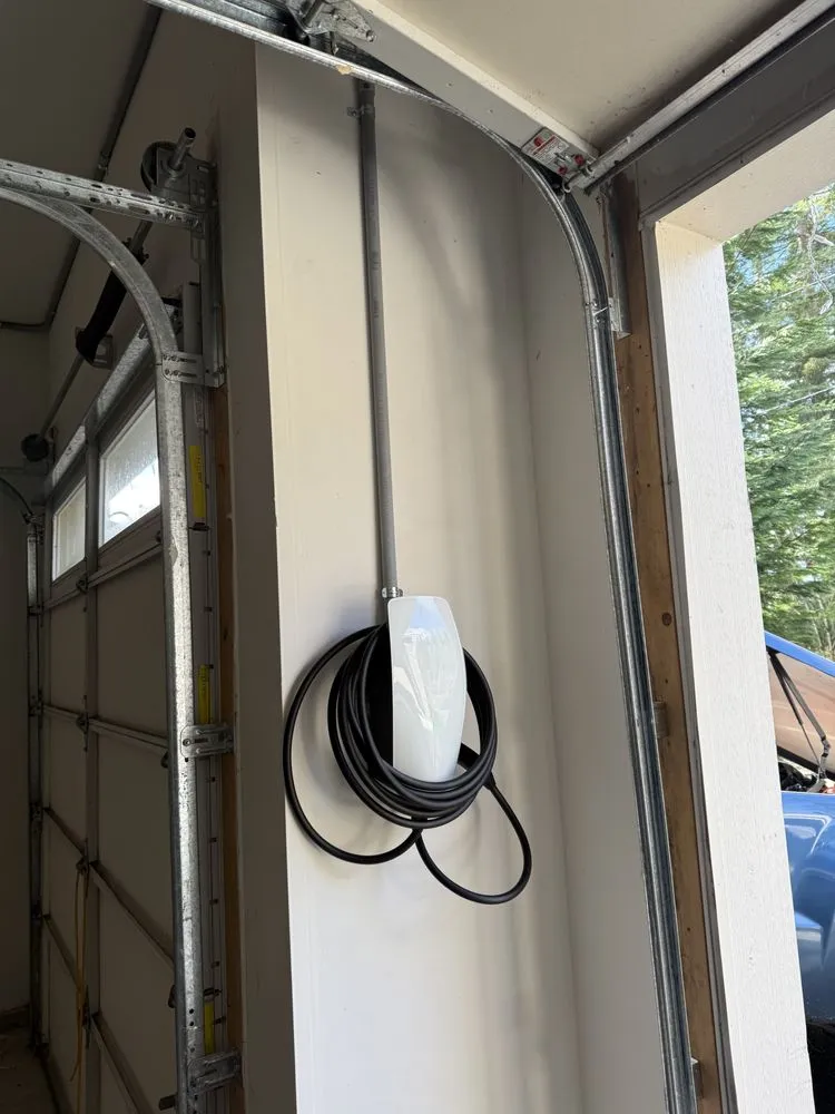 Slide of 206 Electric