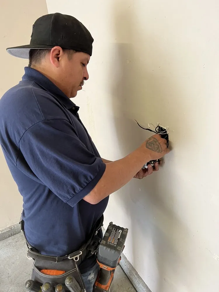 Slide of 24-7 Electrical Services