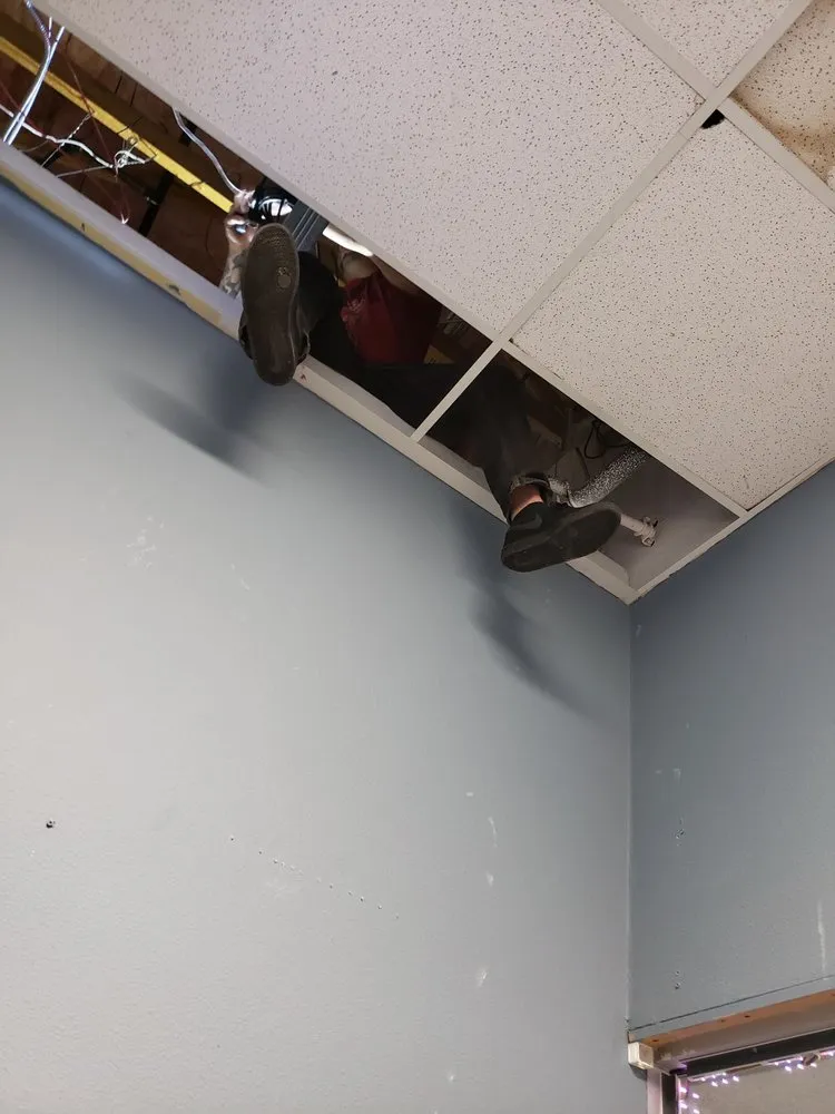 Slide of 24-7 Electrical Services