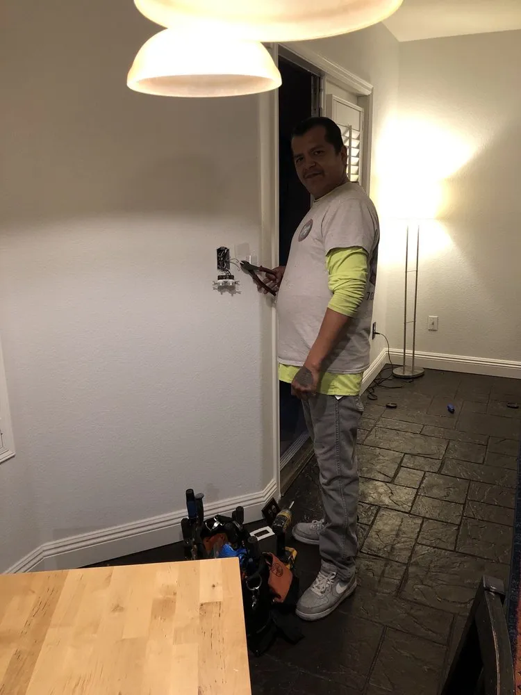 Slide of 24-7 Electrical Services