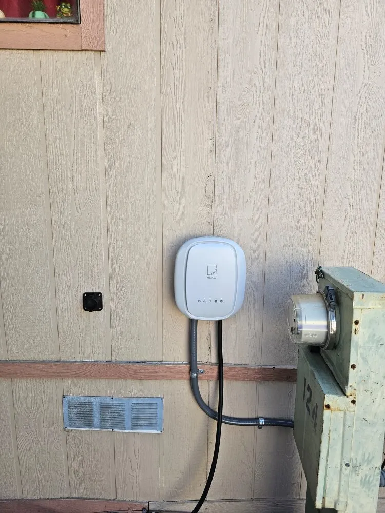 Slide of 24/7 Electric