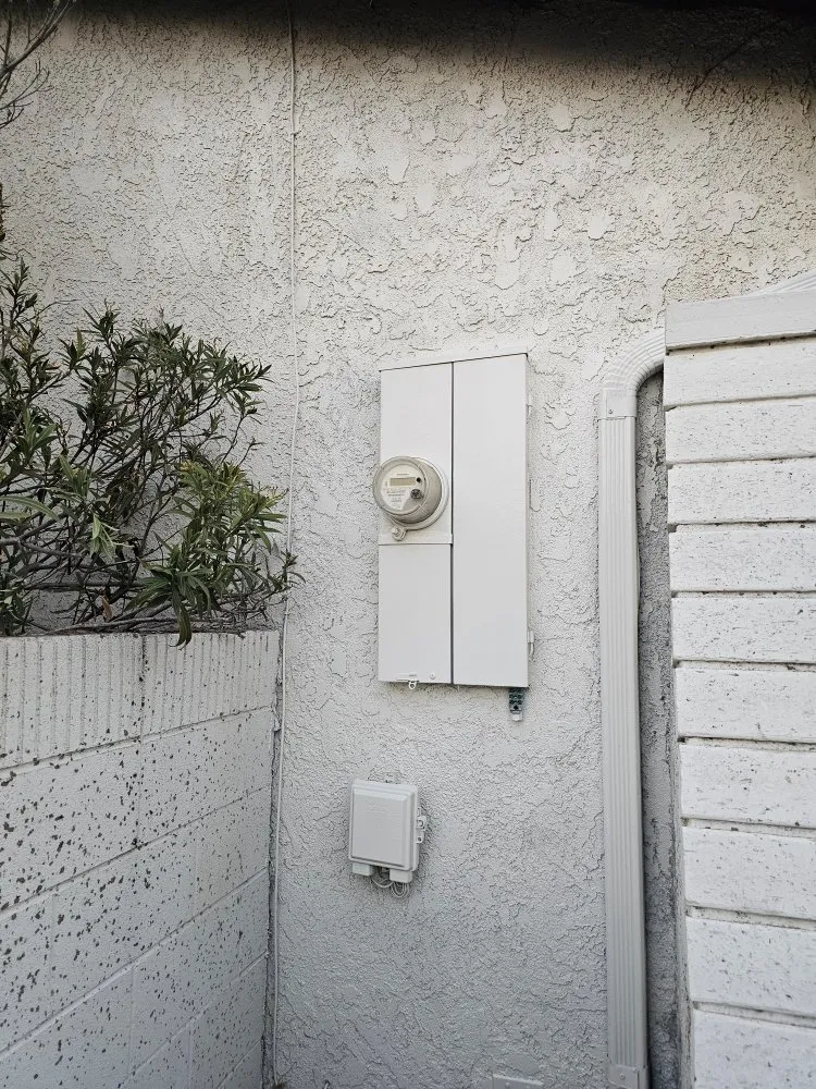 Slide of 24/7 Electric