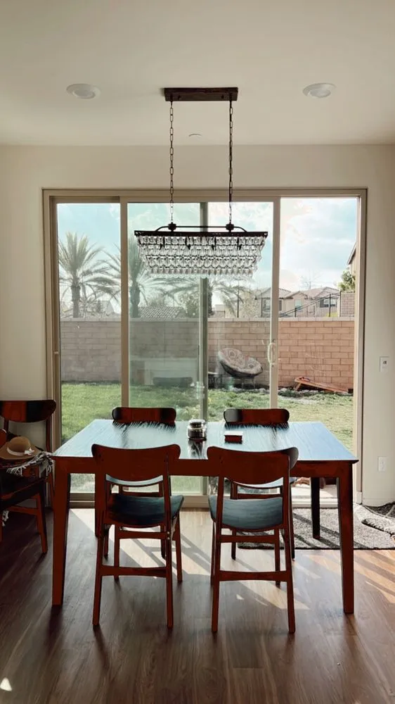 Slide of 24/7 Electric