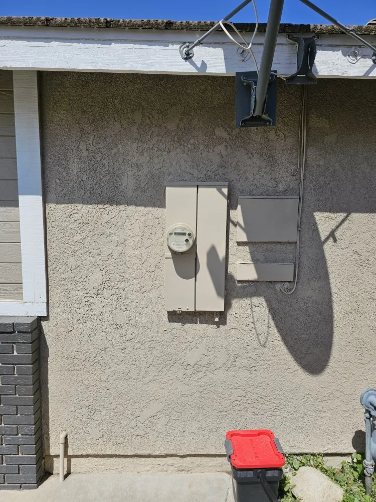 Slide of 24/7 Electric