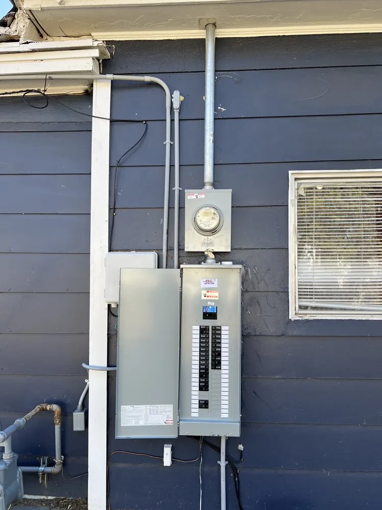 Licensed outlet and switch repair service in Mcloud, OK - 24/7 Electrical Services and Repairs