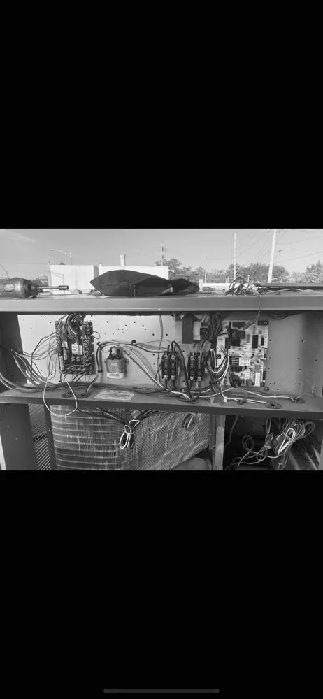 Slide of 24/7 Service Team