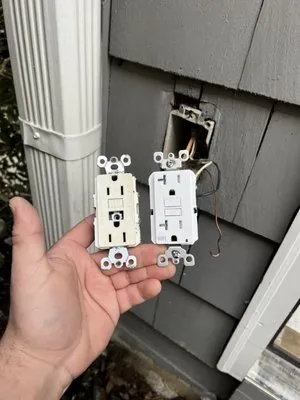 25/8 Solution’s HS