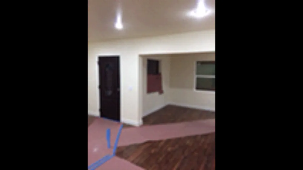 Slide of 2kings Electric