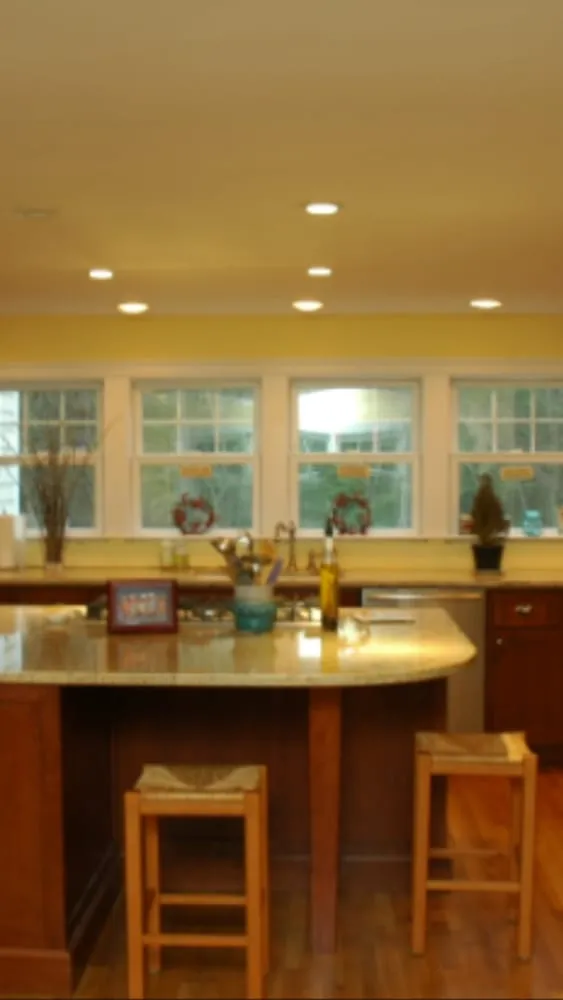 Slide of 2kings Electric