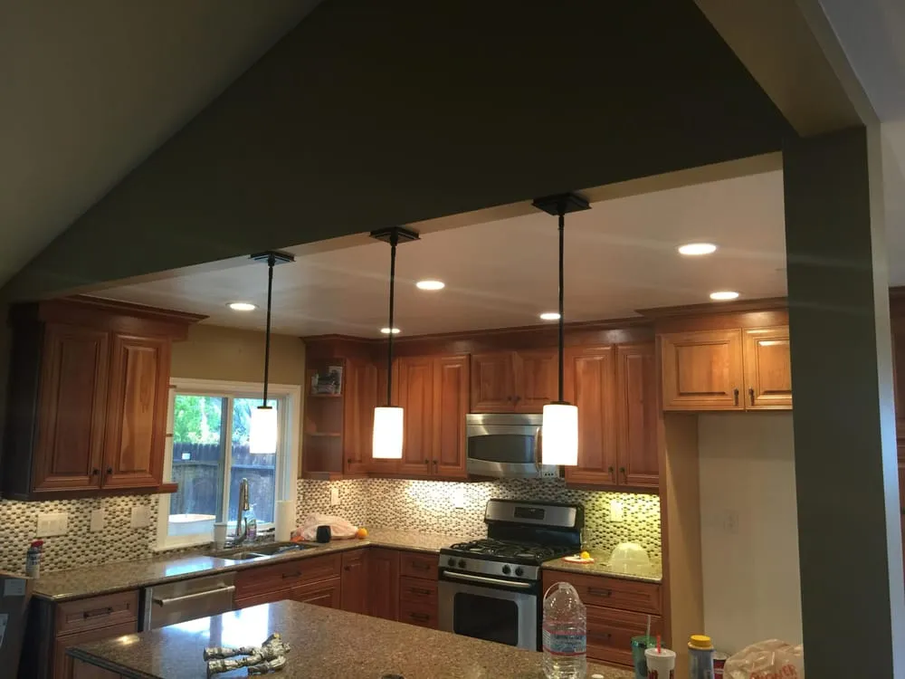 Slide of 2kings Electric