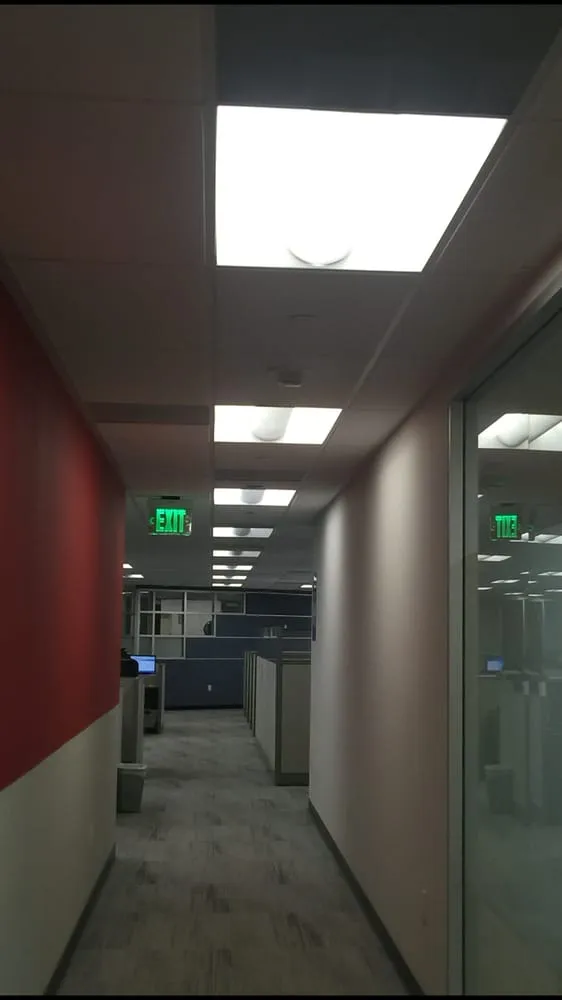 Affordable electrician providing panel upgrade in ,