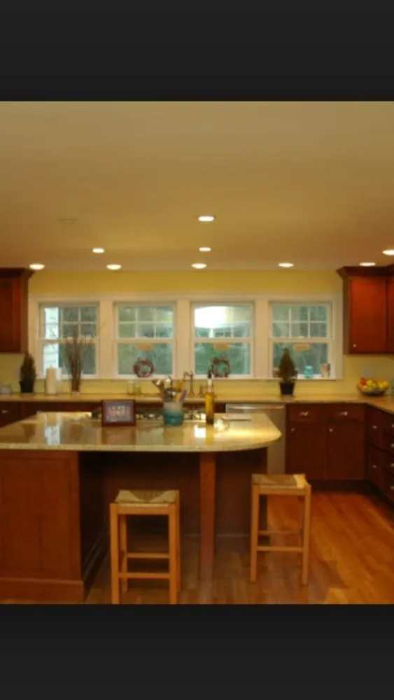 Slide of 2kings Electric