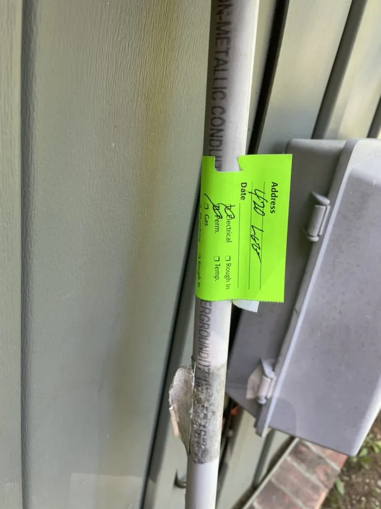 Slide of 2L Electrical Services