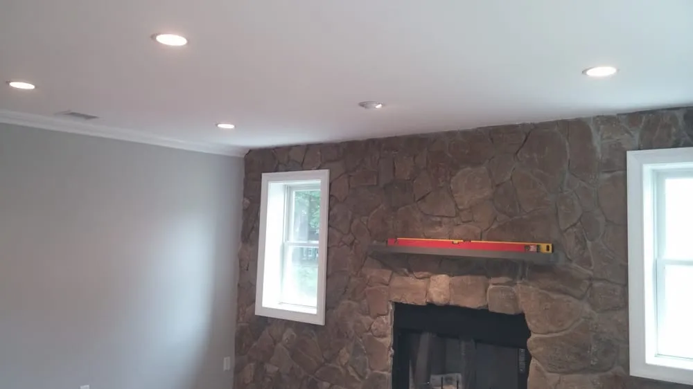 Emergency electrician providing outlet and switch repair in Whippany, NJ - 2M Electrical Contractors