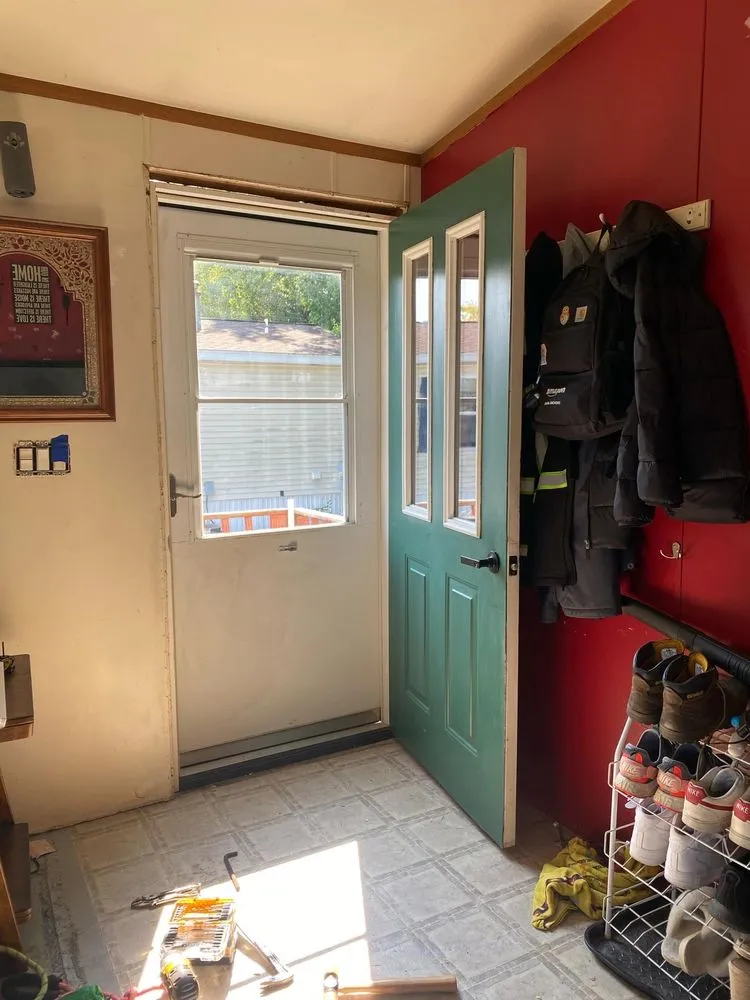 Slide of 3 Kings Mechanical