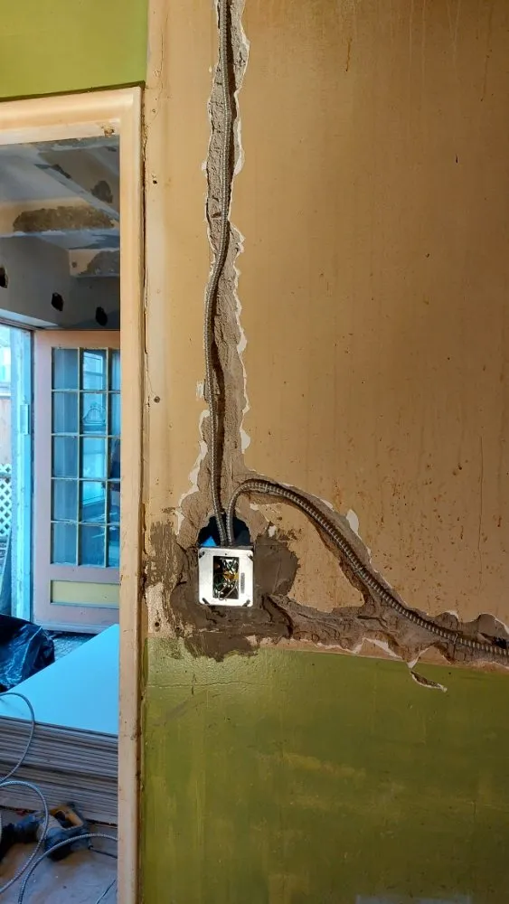 Affordable electrician providing circuit breaker repair in Jamaica, NY - 3 Phase Electrical