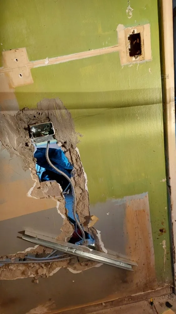 Slide of 3 Phase Electrical