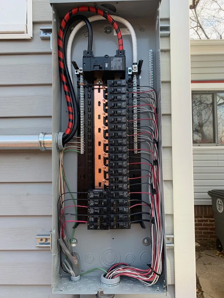 Slide of 33rd Electric