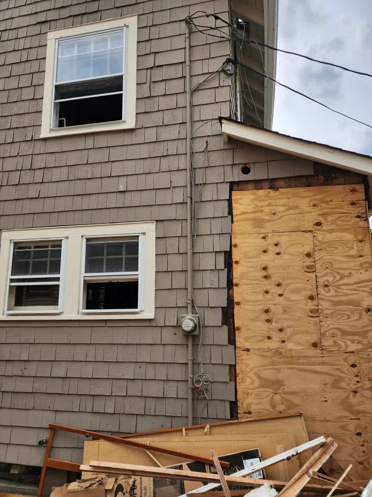 Slide of 369 Electrical Services