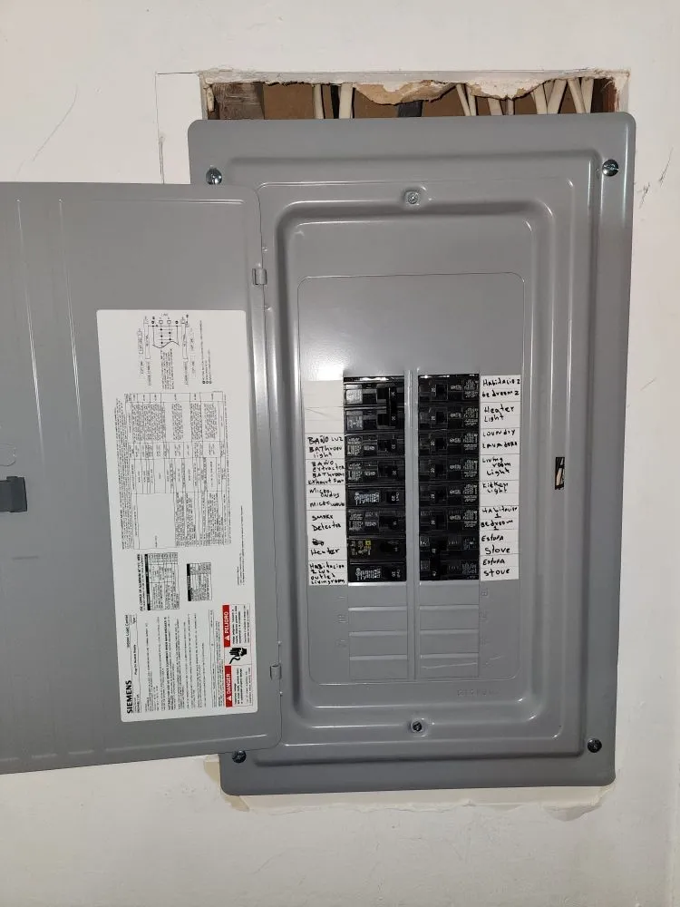 Slide of 369 Electrical Services