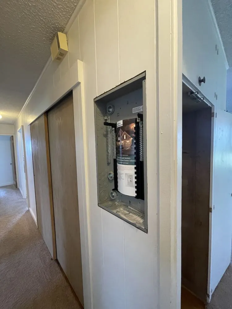 Slide of 3D Electrical Enterprises