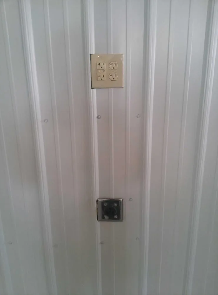 Slide of 3D Plumbing & Electric