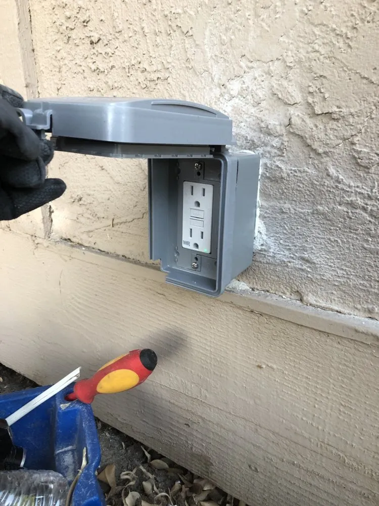 Slide of 3e Electrical Services