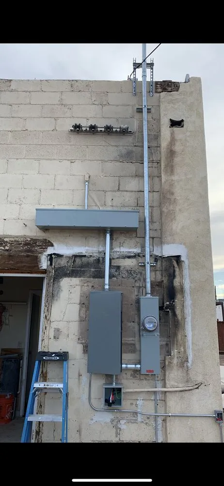 Slide of 3H Electric