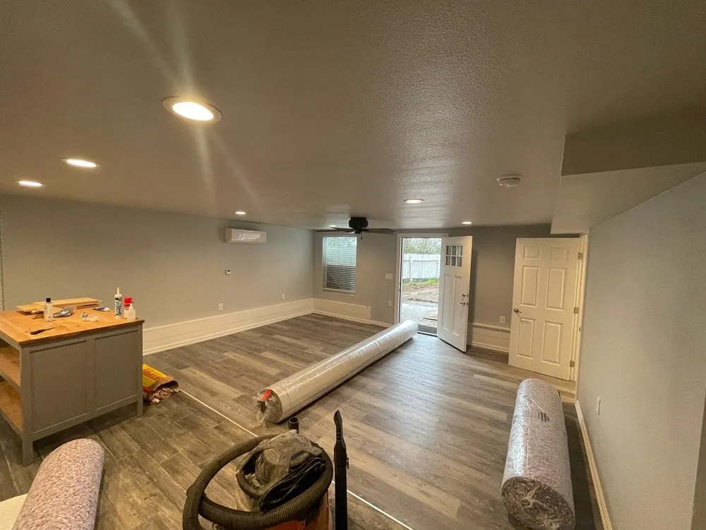 Slide of 3Js Electric