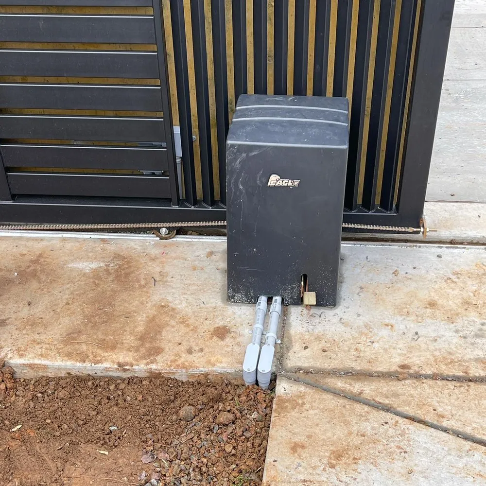 Slide of 3Js Electric