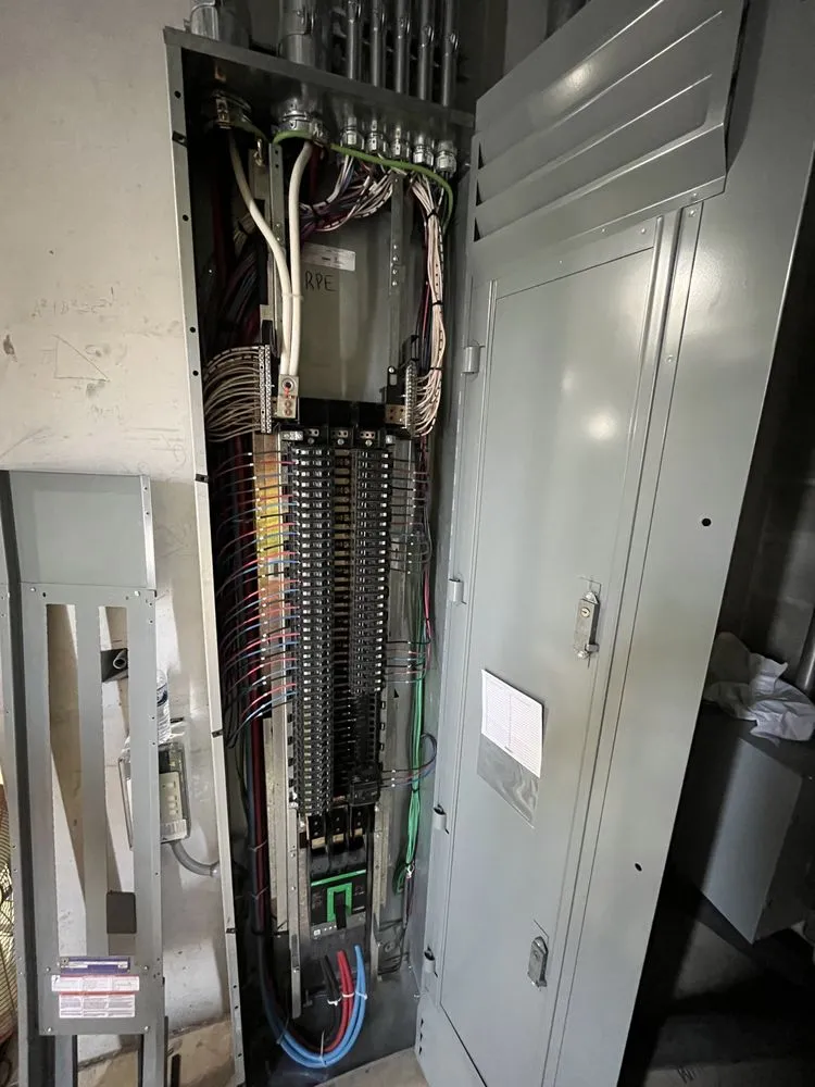 Slide of 3M Electrical Services