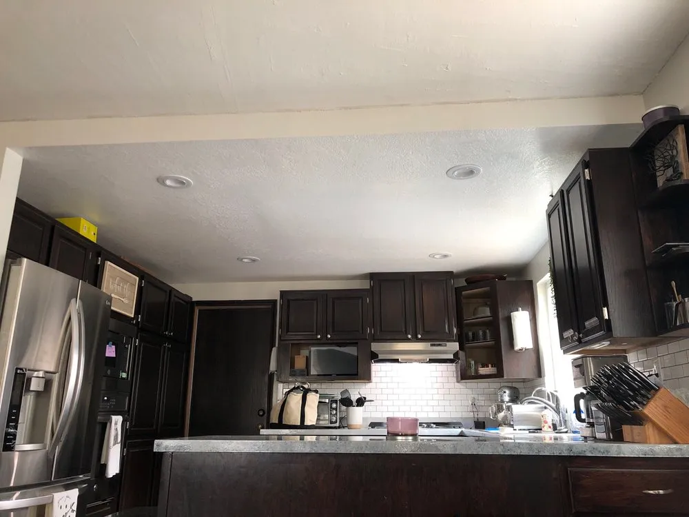 Slide of 3R Electric