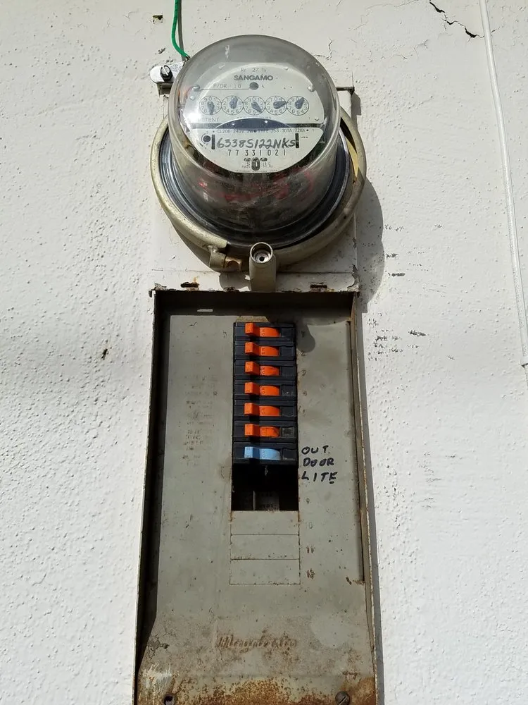 Slide of 3R Electric