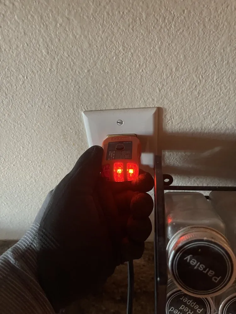 Slide of 3Z Electric