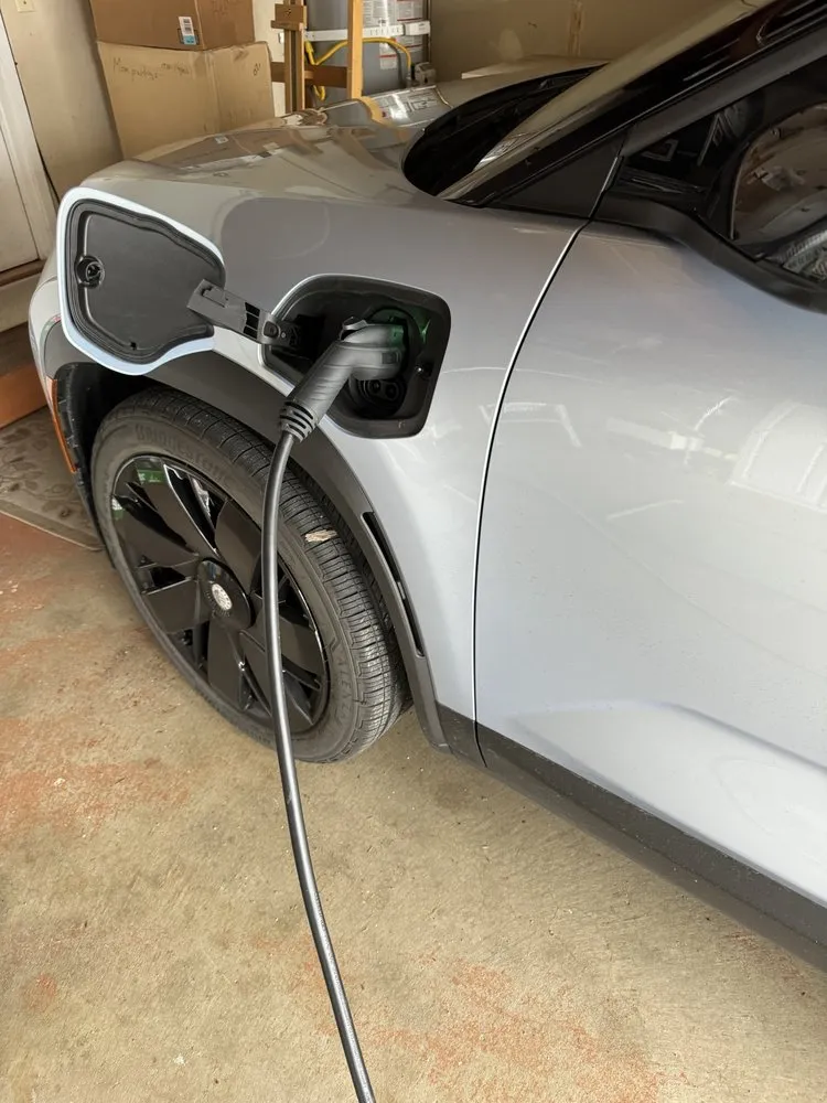 Slide of 3Z Electric