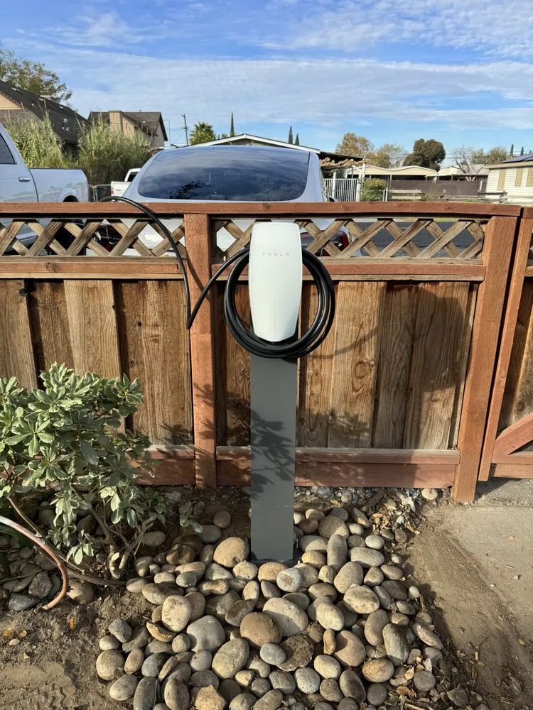 Slide of 3Z Electric