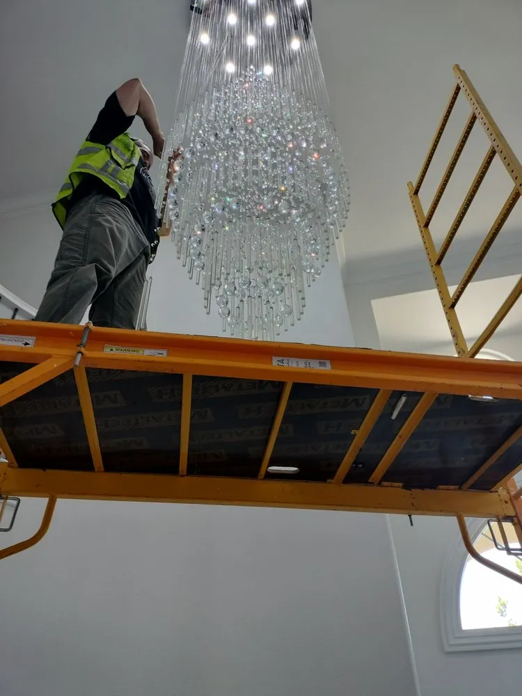 Slide of 4 Brothers Electric