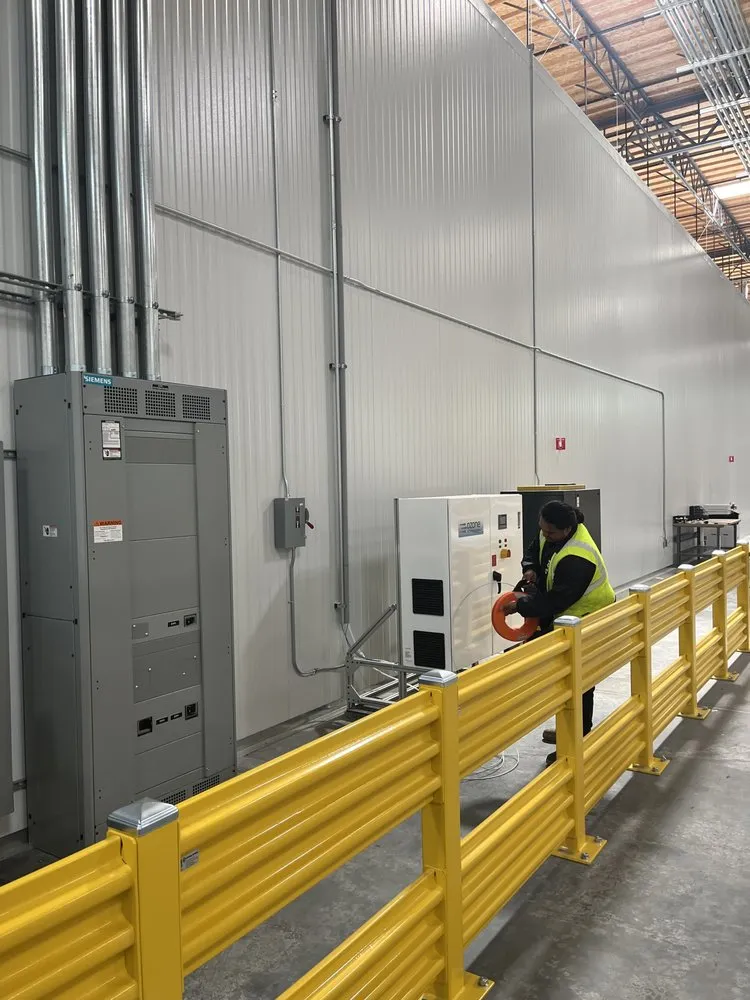 Slide of 4 Brothers Electric