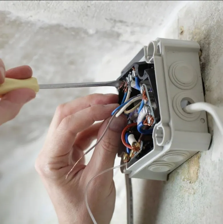 Expert panel upgrade experts serving St Cloud, FL - 4 Life Electric