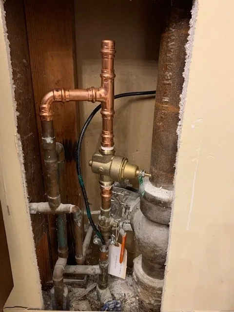 Slide of 4 Service Pros