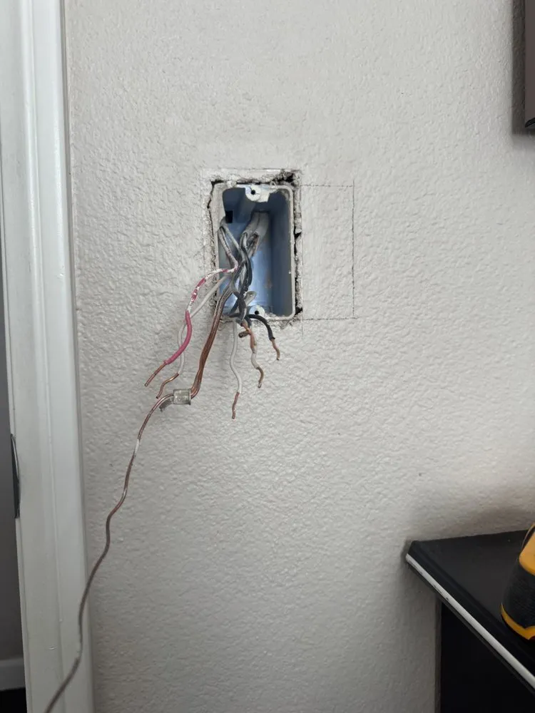 Slide of 4.0 Electric