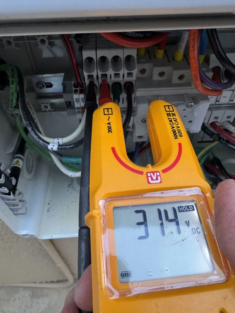 Slide of 4.0 Electric